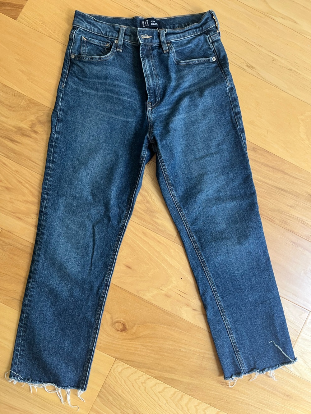 GAP Women's Straight Leg Blue Denim Jeans